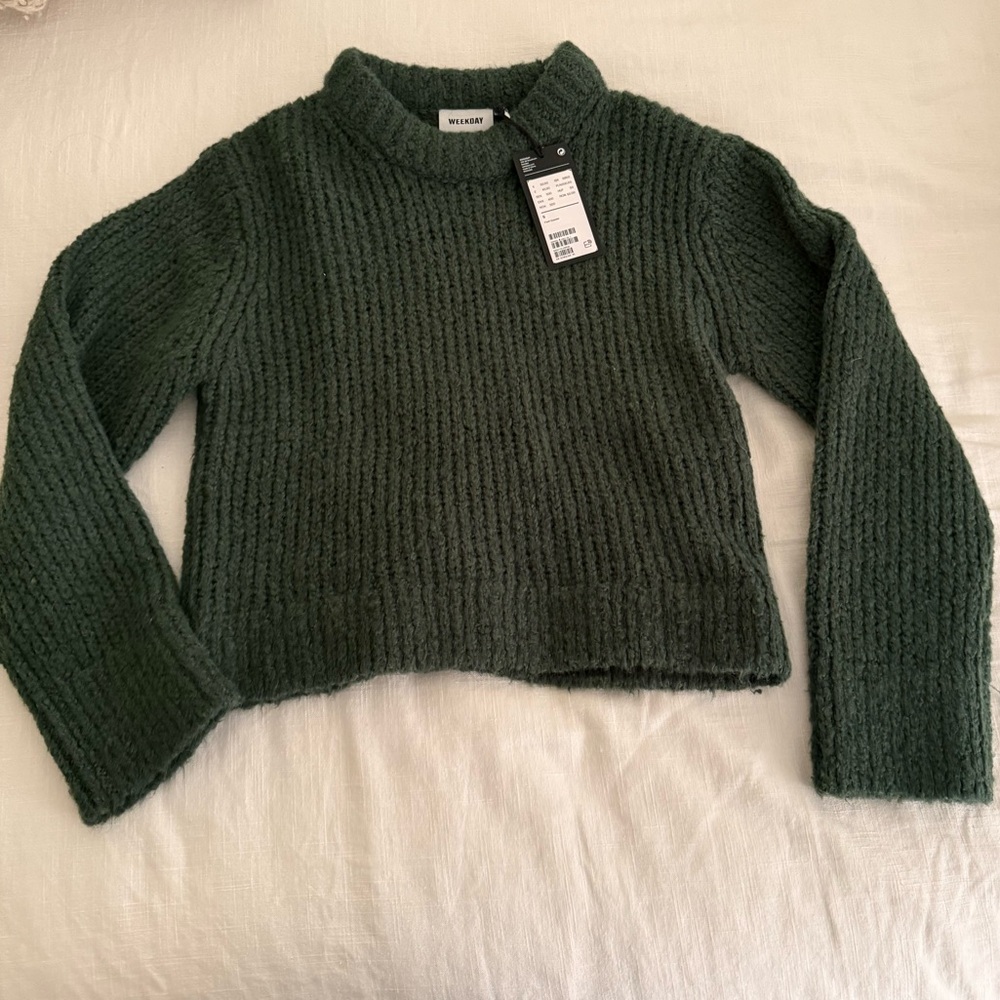 Weekday green sweater, size S, NWT